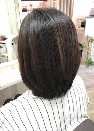 肩上のミディアムボブさん 施術後
